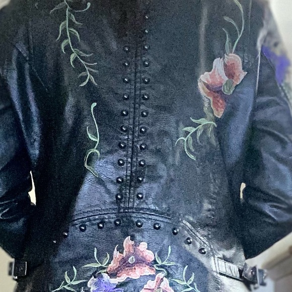 🌺GREAT CONDITION Colleen Lopez |Faux Leather Jacket | Size: XS | Black/Floral - Picture 14 of 14